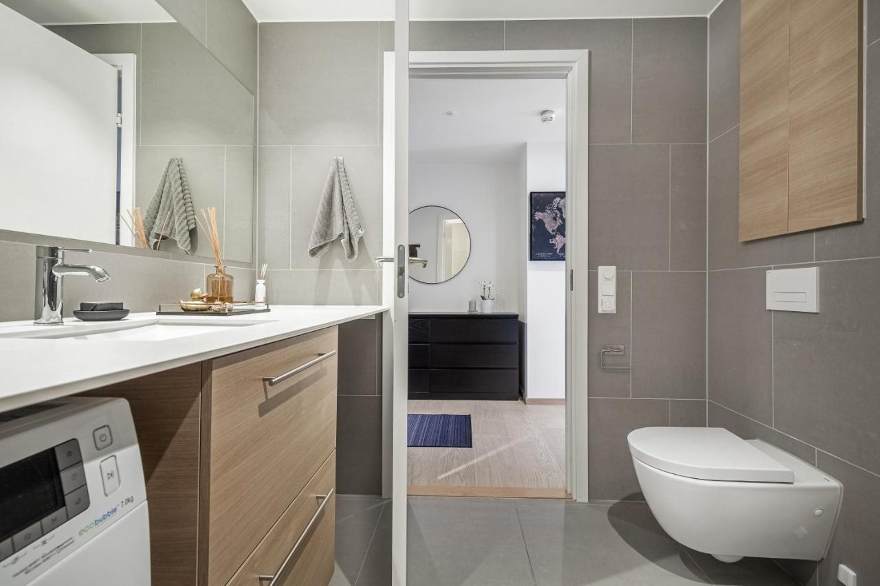 Lägenhet Amazing Luxury On The Waterfront! 73sqm *